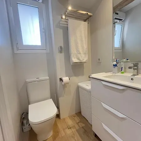 Piso De Lujo En Primera Linea De Playa , Benicasim, Habanero Apartament *